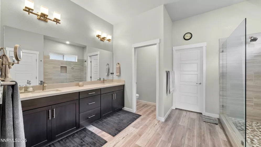 9625 Lane Garrett, Reno, Nevada 89511, 3 Bedrooms Bedrooms, ,3 BathroomsBathrooms,Residential,Residential,Lane Garrett,250052880