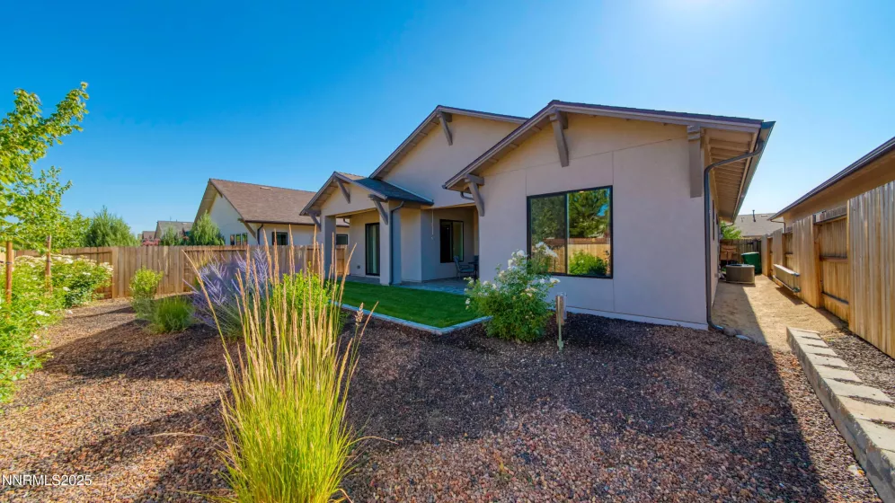 9625 Lane Garrett, Reno, Nevada 89511, 3 Bedrooms Bedrooms, ,3 BathroomsBathrooms,Residential,Residential,Lane Garrett,250052880