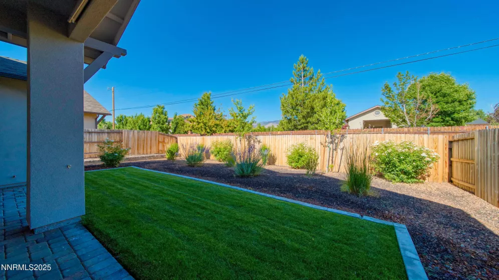 9625 Lane Garrett, Reno, Nevada 89511, 3 Bedrooms Bedrooms, ,3 BathroomsBathrooms,Residential,Residential,Lane Garrett,250052880