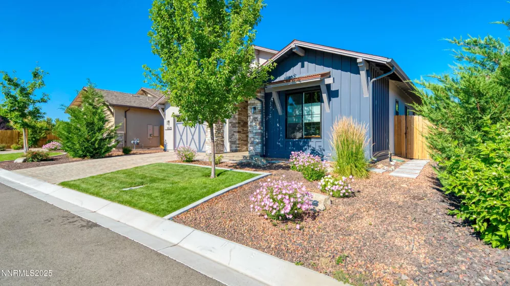 9625 Lane Garrett, Reno, Nevada 89511, 3 Bedrooms Bedrooms, ,3 BathroomsBathrooms,Residential,Residential,Lane Garrett,250052880