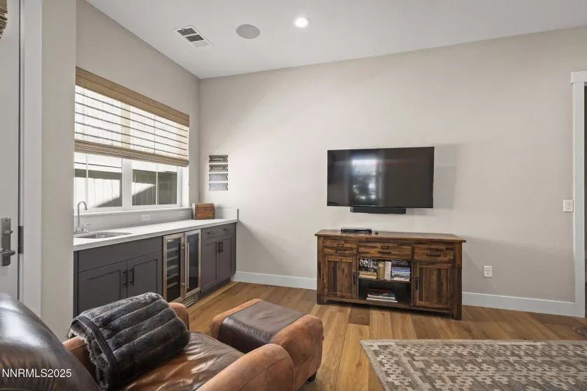 6122 Pleasant Oak, Reno, Nevada 89511, 3 Bedrooms Bedrooms, ,4 BathroomsBathrooms,Residential,Residential,Pleasant Oak,250052882