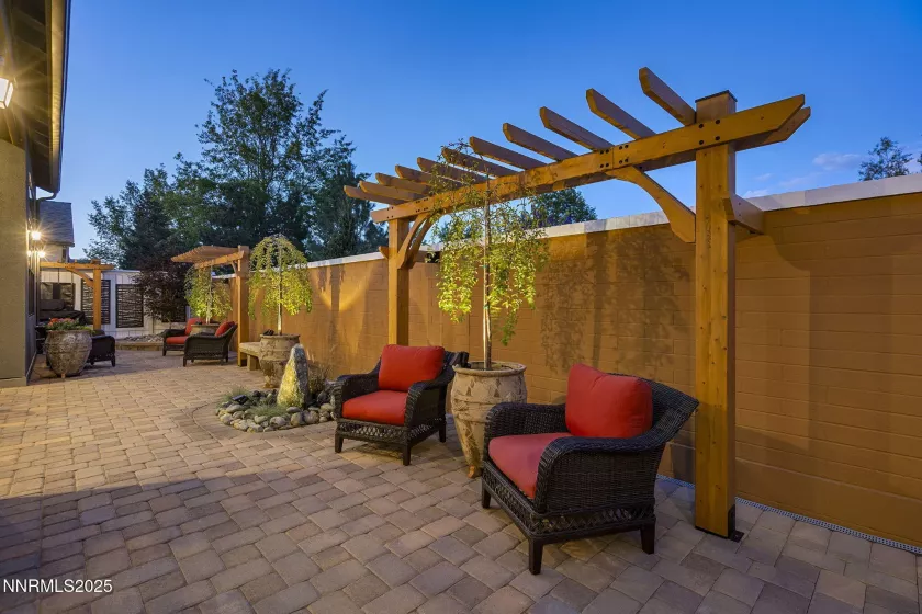 6122 Pleasant Oak, Reno, Nevada 89511, 3 Bedrooms Bedrooms, ,4 BathroomsBathrooms,Residential,Residential,Pleasant Oak,250052882