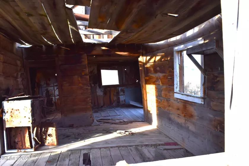 High Rock Rd North end