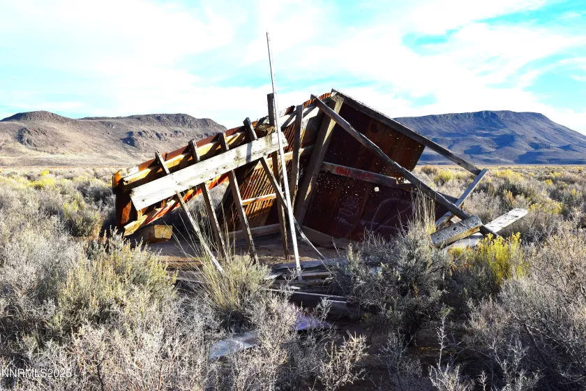High Rock Lake Shore Looking NE