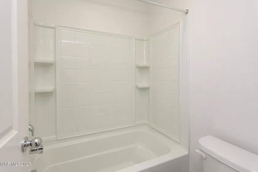 436 Summer Triangle, Reno, Nevada 89506, 4 Bedrooms Bedrooms, ,3 BathroomsBathrooms,Residential Lease,Manufactured,Summer Triangle,250052886