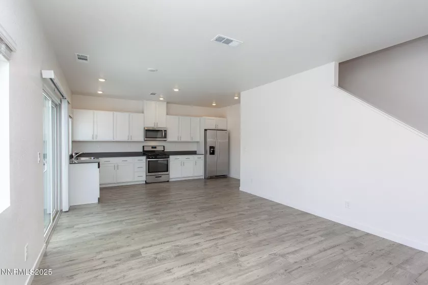436 Summer Triangle, Reno, Nevada 89506, 4 Bedrooms Bedrooms, ,3 BathroomsBathrooms,Residential Lease,Manufactured,Summer Triangle,250052886