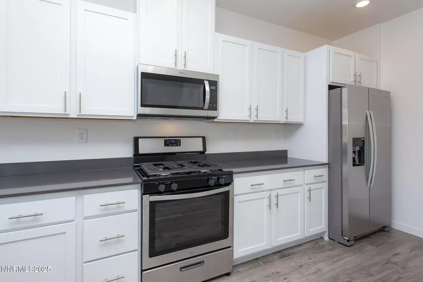 436 Summer Triangle, Reno, Nevada 89506, 4 Bedrooms Bedrooms, ,3 BathroomsBathrooms,Residential Lease,Manufactured,Summer Triangle,250052886