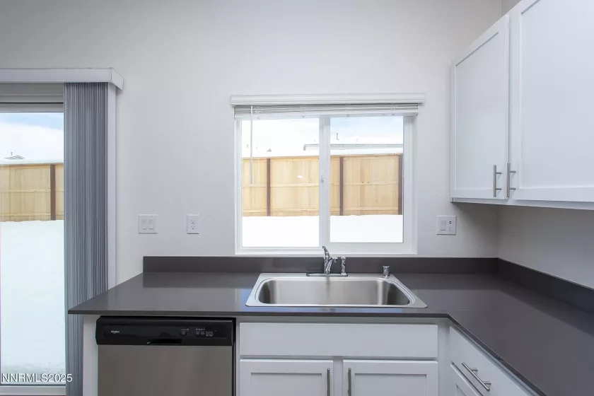 436 Summer Triangle, Reno, Nevada 89506, 4 Bedrooms Bedrooms, ,3 BathroomsBathrooms,Residential Lease,Manufactured,Summer Triangle,250052886