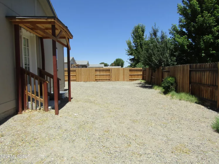 200 Quail Run, Yerington, Nevada 89447, 3 Bedrooms Bedrooms, ,2 BathroomsBathrooms,Residential,Residential,Quail Run,250052828