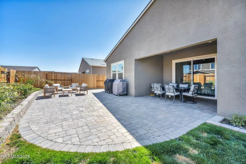 2180 Snoqualmie, Sparks, Nevada 89436, 3 Bedrooms Bedrooms, ,3 BathroomsBathrooms,Residential,Residential,Snoqualmie,250052834