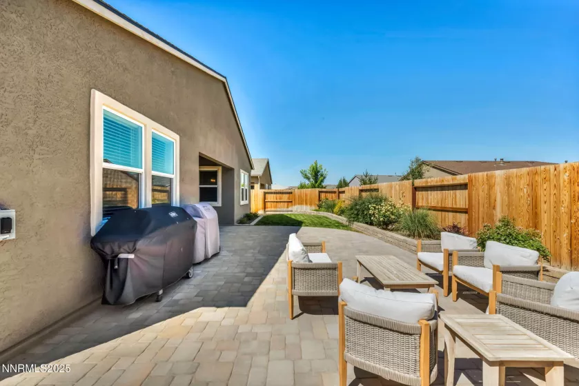 2180 Snoqualmie, Sparks, Nevada 89436, 3 Bedrooms Bedrooms, ,3 BathroomsBathrooms,Residential,Residential,Snoqualmie,250052834