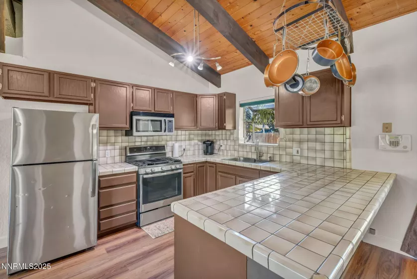 1419 Leonard, Gardnerville, Nevada 89460, 3 Bedrooms Bedrooms, ,2 BathroomsBathrooms,Residential,Residential,Leonard,250052894