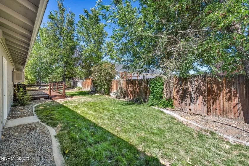 1419 Leonard, Gardnerville, Nevada 89460, 3 Bedrooms Bedrooms, ,2 BathroomsBathrooms,Residential,Residential,Leonard,250052894