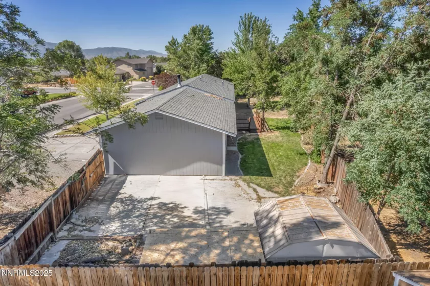 1419 Leonard, Gardnerville, Nevada 89460, 3 Bedrooms Bedrooms, ,2 BathroomsBathrooms,Residential,Residential,Leonard,250052894