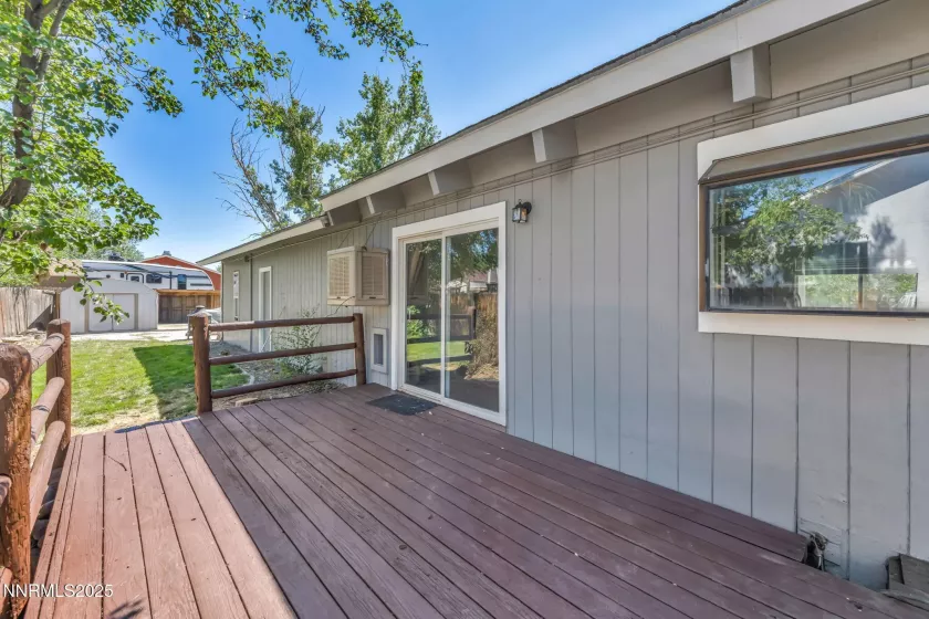 1419 Leonard, Gardnerville, Nevada 89460, 3 Bedrooms Bedrooms, ,2 BathroomsBathrooms,Residential,Residential,Leonard,250052894
