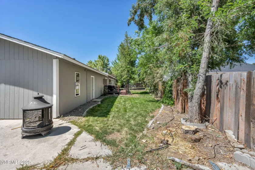 1419 Leonard, Gardnerville, Nevada 89460, 3 Bedrooms Bedrooms, ,2 BathroomsBathrooms,Residential,Residential,Leonard,250052894