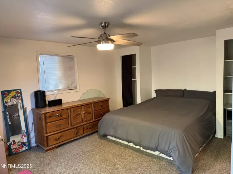 345 H, Sparks, Nevada 89431, 3 Bedrooms Bedrooms, ,2 BathroomsBathrooms,Residential,Residential,H,250052896