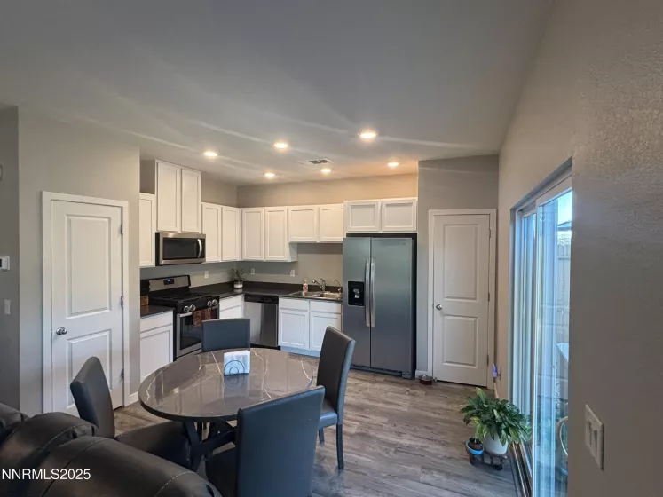 8886 Wolf Moon, Reno, Nevada 89506, 3 Bedrooms Bedrooms, ,3 BathroomsBathrooms,Residential,Residential,Wolf Moon,250052897