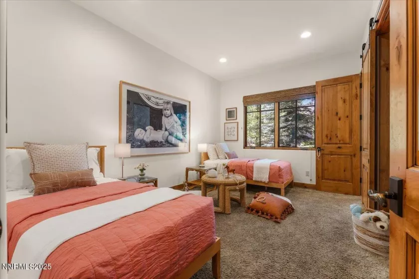 5695 Alpinista, Reno, Nevada 89511, 4 Bedrooms Bedrooms, ,5 BathroomsBathrooms,Residential,Residential,Alpinista,250052899