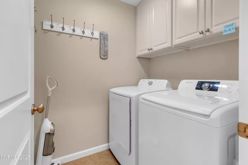 1614 Spicewood, Reno, Nevada 89523, 3 Bedrooms Bedrooms, ,3 BathroomsBathrooms,Residential,Residential,Spicewood,250052901