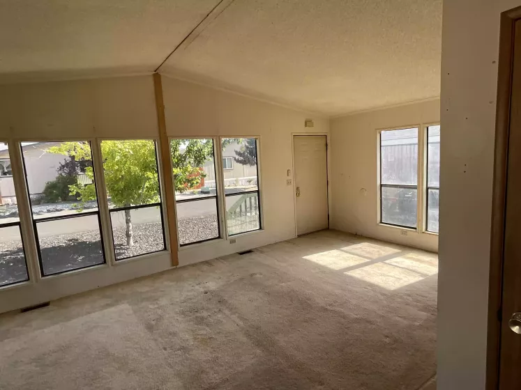 200 James Ct, Mound House, Nevada 89706, 2 Bedrooms Bedrooms, 9 Rooms Rooms,2 BathroomsBathrooms,Manufactured,Residential,59,James,250052904