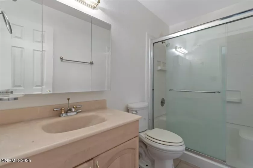 3996 Buckingham, Reno, Nevada 89503, 3 Bedrooms Bedrooms, ,2 BathroomsBathrooms,Residential,Residential,Buckingham,250052921