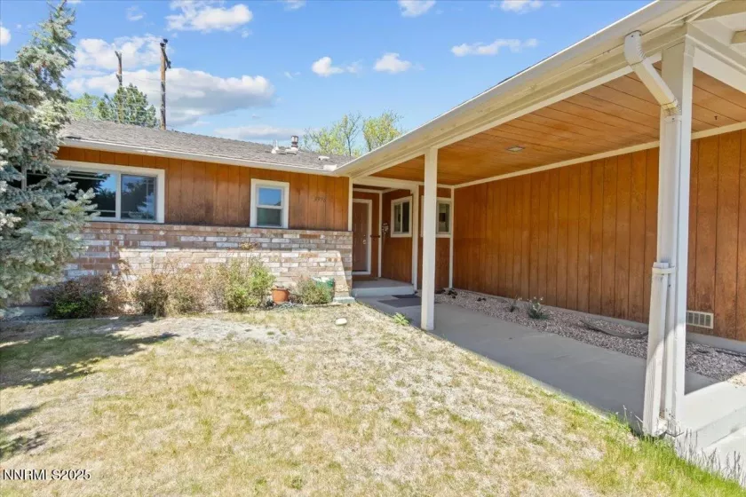 3996 Buckingham, Reno, Nevada 89503, 3 Bedrooms Bedrooms, ,2 BathroomsBathrooms,Residential,Residential,Buckingham,250052921