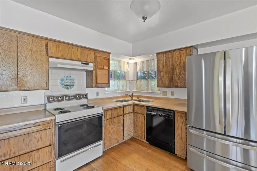 3996 Buckingham, Reno, Nevada 89503, 3 Bedrooms Bedrooms, ,2 BathroomsBathrooms,Residential,Residential,Buckingham,250052921