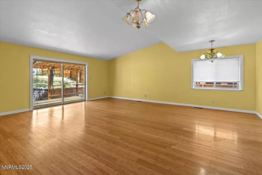 3996 Buckingham, Reno, Nevada 89503, 3 Bedrooms Bedrooms, ,2 BathroomsBathrooms,Residential,Residential,Buckingham,250052921