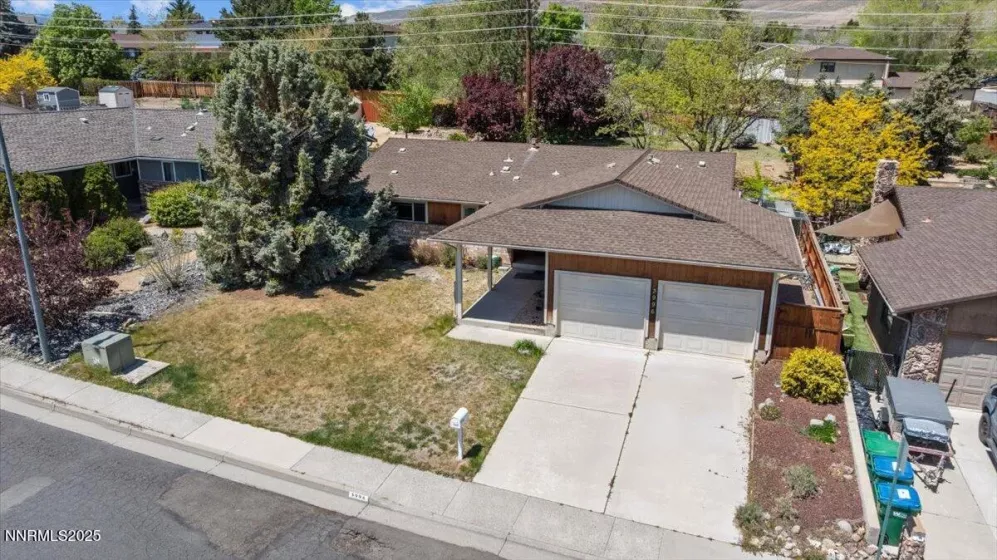 3996 Buckingham, Reno, Nevada 89503, 3 Bedrooms Bedrooms, ,2 BathroomsBathrooms,Residential,Residential,Buckingham,250052921