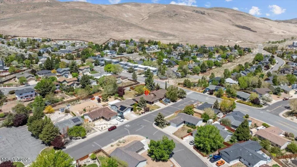 3996 Buckingham, Reno, Nevada 89503, 3 Bedrooms Bedrooms, ,2 BathroomsBathrooms,Residential,Residential,Buckingham,250052921