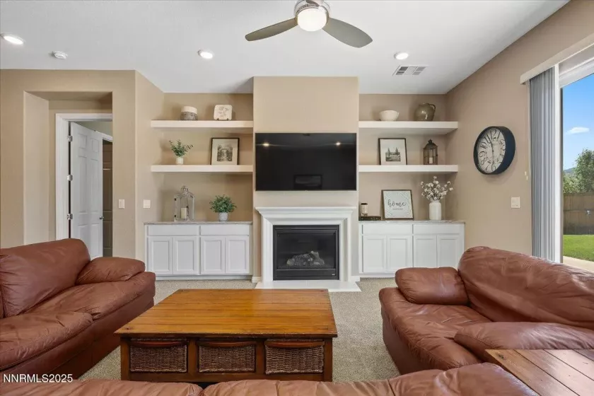 8350 Simsbury, Verdi, Nevada 89439, 4 Bedrooms Bedrooms, ,3 BathroomsBathrooms,Residential,Residential,Simsbury,250052927