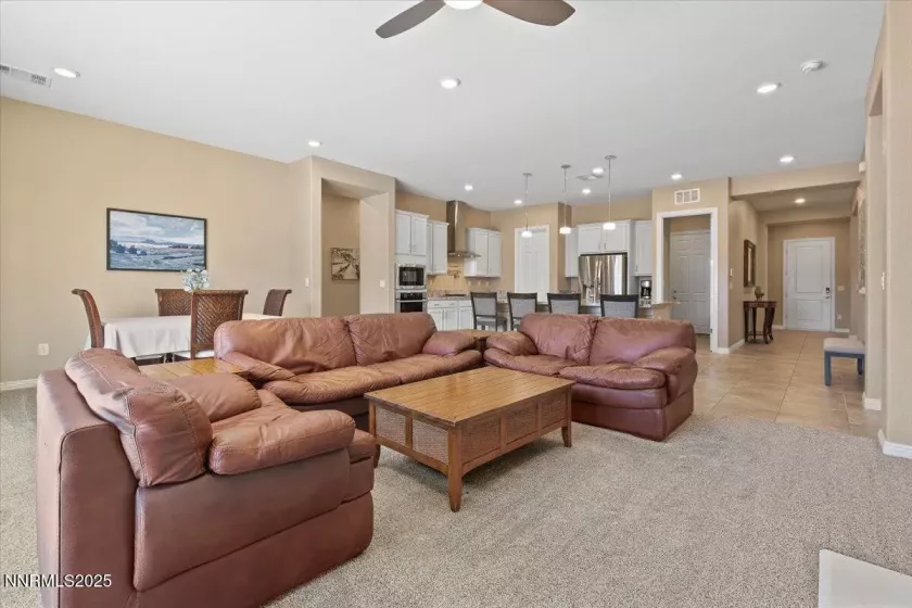 8350 Simsbury, Verdi, Nevada 89439, 4 Bedrooms Bedrooms, ,3 BathroomsBathrooms,Residential,Residential,Simsbury,250052927