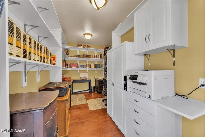 1962 Comstock, Gardnerville, Nevada 89410, 3 Bedrooms Bedrooms, ,2 BathroomsBathrooms,Residential,Residential,Comstock,250052924