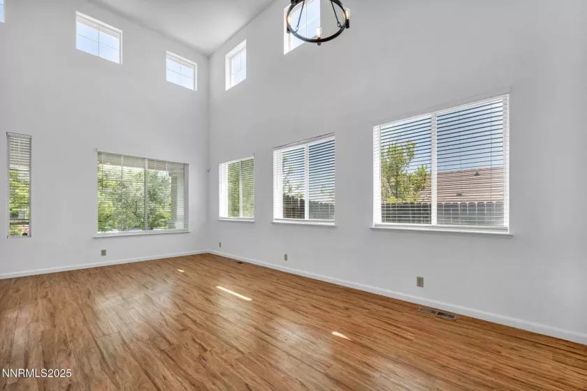 2685 Glen Eagles, Reno, Nevada 89523, 4 Bedrooms Bedrooms, ,3 BathroomsBathrooms,Residential,Residential,Glen Eagles,250052932