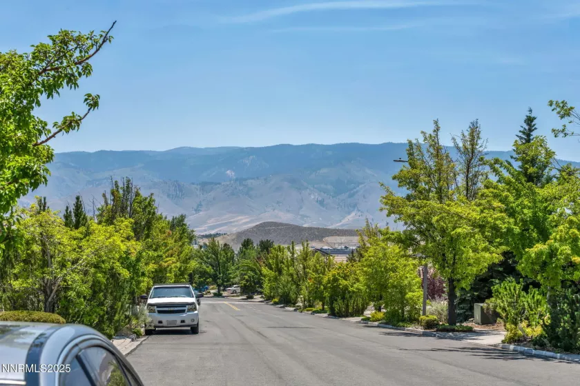 2685 Glen Eagles, Reno, Nevada 89523, 4 Bedrooms Bedrooms, ,3 BathroomsBathrooms,Residential,Residential,Glen Eagles,250052932