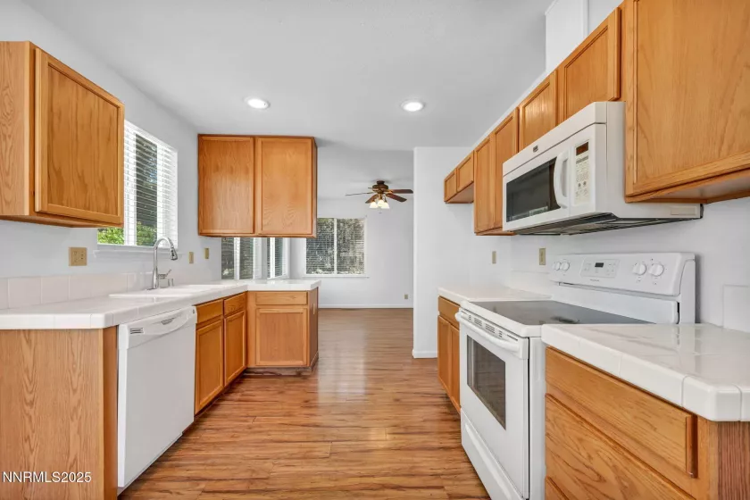 2685 Glen Eagles, Reno, Nevada 89523, 4 Bedrooms Bedrooms, ,3 BathroomsBathrooms,Residential,Residential,Glen Eagles,250052932
