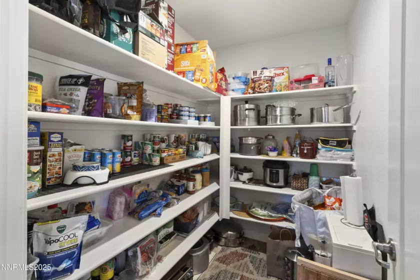 7797 Rhythm, Sparks, Nevada 89436, 4 Bedrooms Bedrooms, ,2 BathroomsBathrooms,Residential,Residential,Rhythm,250052949