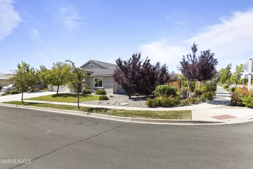 7797 Rhythm, Sparks, Nevada 89436, 4 Bedrooms Bedrooms, ,2 BathroomsBathrooms,Residential,Residential,Rhythm,250052949