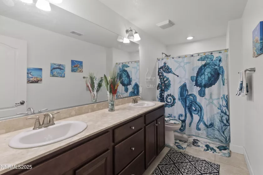 7797 Rhythm, Sparks, Nevada 89436, 4 Bedrooms Bedrooms, ,2 BathroomsBathrooms,Residential,Residential,Rhythm,250052949