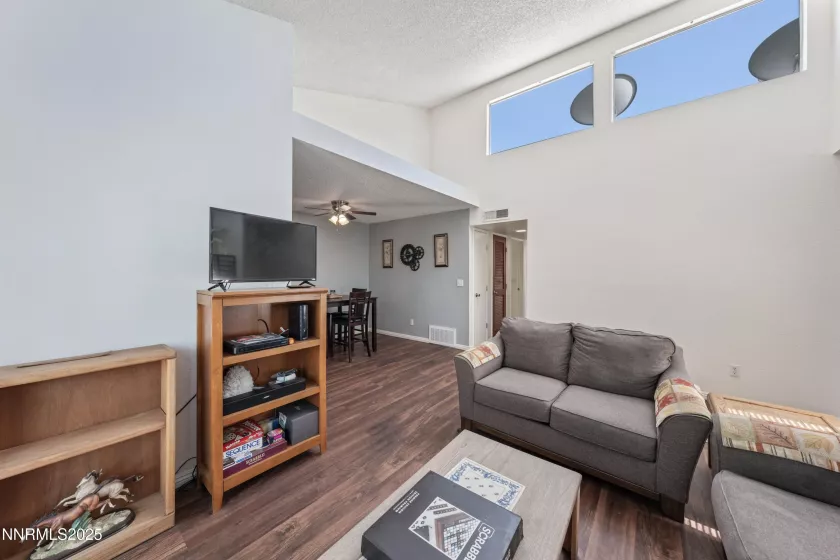 2629 Sunny Slope, Sparks, Nevada 89434, 2 Bedrooms Bedrooms, ,2 BathroomsBathrooms,Residential,Residential,Sunny Slope,250052952
