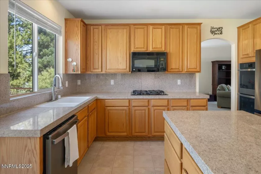 4456 White Fish, Reno, Nevada 89511, 5 Bedrooms Bedrooms, ,3 BathroomsBathrooms,Residential,Residential,White Fish,250052954