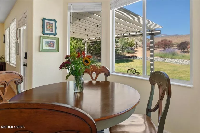 4456 White Fish, Reno, Nevada 89511, 5 Bedrooms Bedrooms, ,3 BathroomsBathrooms,Residential,Residential,White Fish,250052954