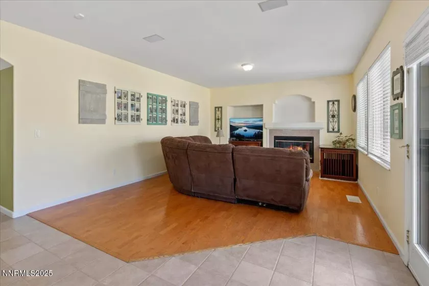 4456 White Fish, Reno, Nevada 89511, 5 Bedrooms Bedrooms, ,3 BathroomsBathrooms,Residential,Residential,White Fish,250052954