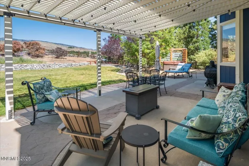 4456 White Fish, Reno, Nevada 89511, 5 Bedrooms Bedrooms, ,3 BathroomsBathrooms,Residential,Residential,White Fish,250052954
