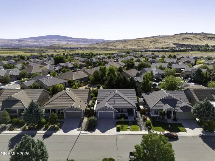 5804 Desert Mirage, Sparks, Nevada 89436, 3 Bedrooms Bedrooms, ,2 BathroomsBathrooms,Residential,Residential,Desert Mirage,250052953