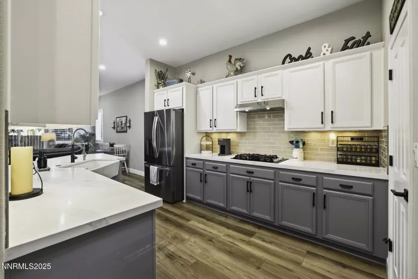 5804 Desert Mirage, Sparks, Nevada 89436, 3 Bedrooms Bedrooms, ,2 BathroomsBathrooms,Residential,Residential,Desert Mirage,250052953