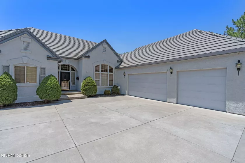 5675 Hidden Valley, Reno, Nevada 89502, 5 Bedrooms Bedrooms, ,5 BathroomsBathrooms,Residential,Residential,Hidden Valley,250052958