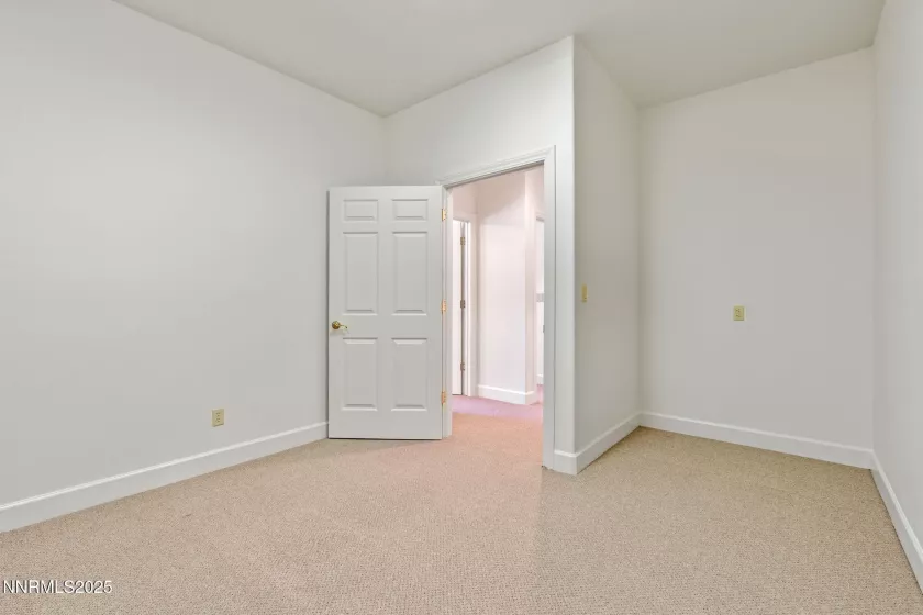 5675 Hidden Valley, Reno, Nevada 89502, 5 Bedrooms Bedrooms, ,5 BathroomsBathrooms,Residential,Residential,Hidden Valley,250052958