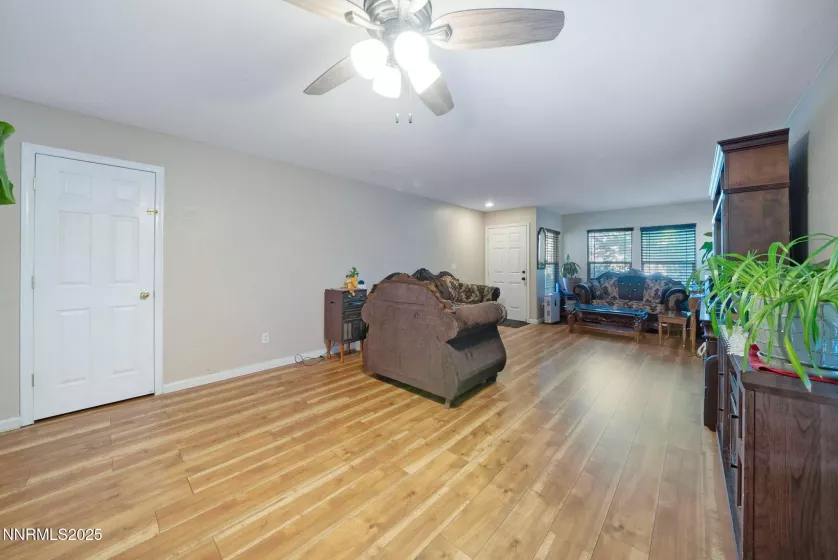 8905 Griffon, Reno, Nevada 89506, 4 Bedrooms Bedrooms, ,4 BathroomsBathrooms,Residential,Residential,Griffon,250052962